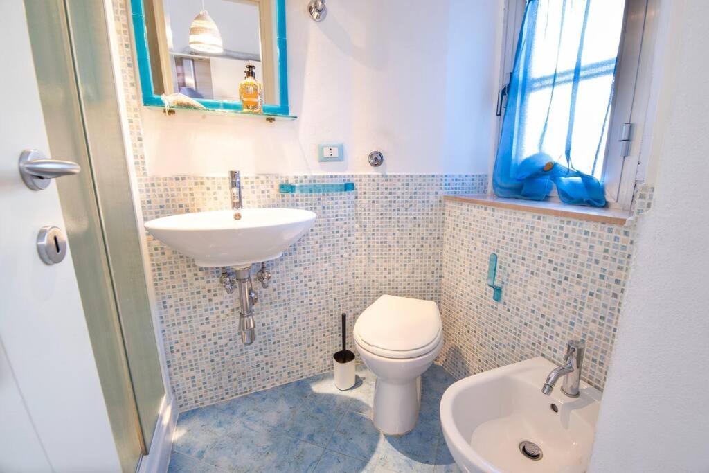 פיומבינו Appartamento Sirena A 2 Passi Dal Mare מראה חיצוני תמונה